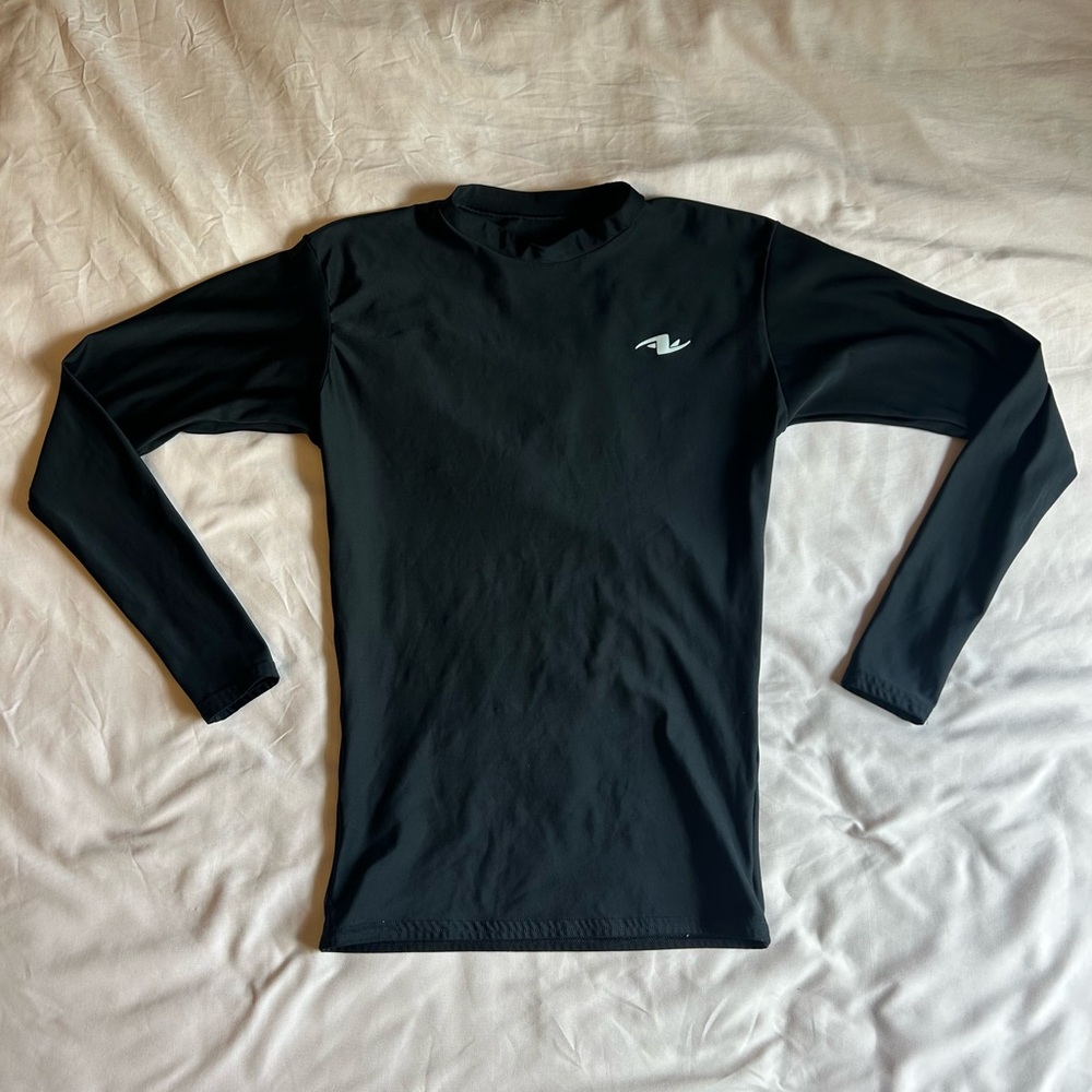 Athletic Works Black Long Sleeve Athletic Tee – Youth Medium